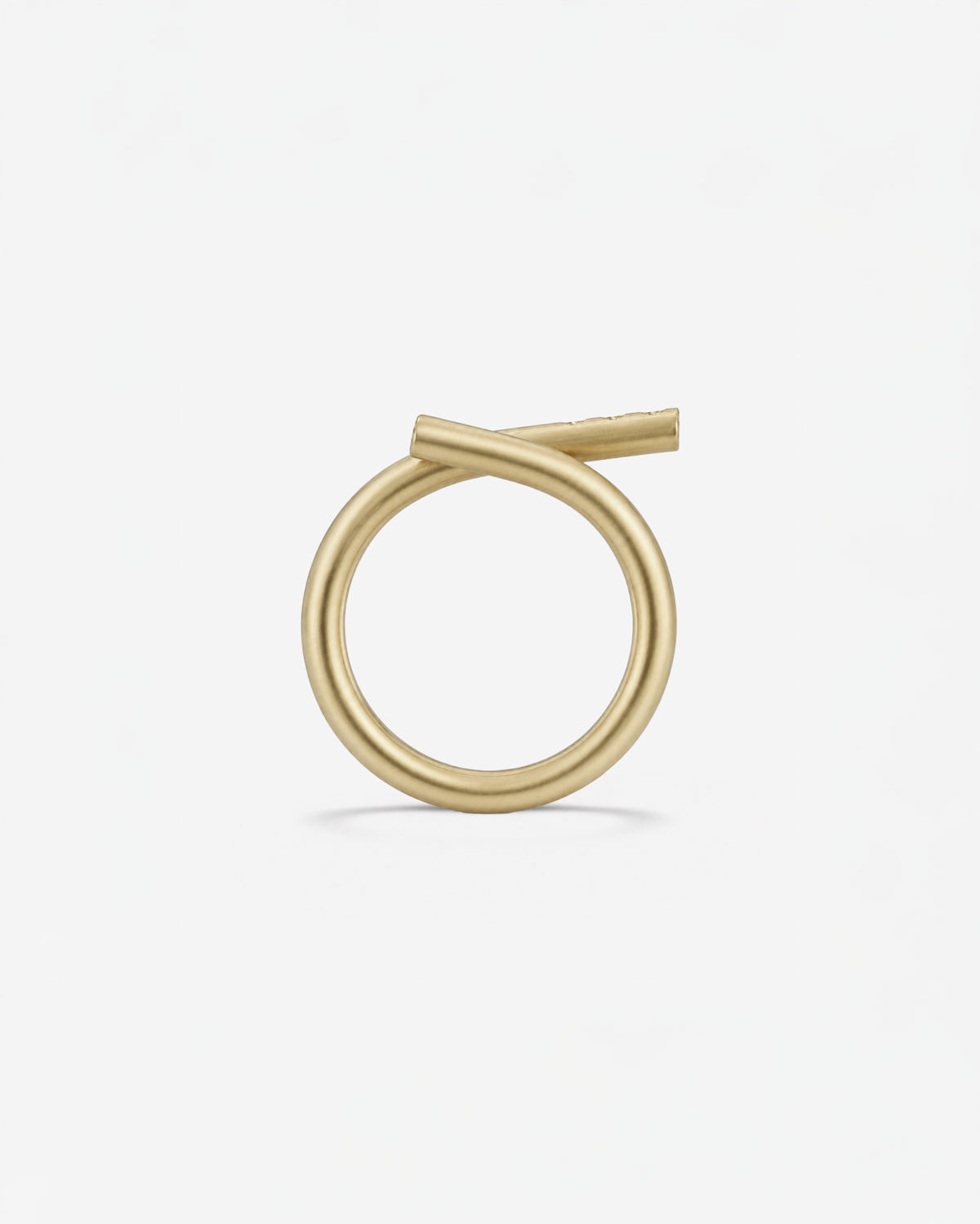 CROSS RING